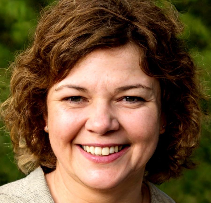Finanzexpertin Mira Zimmermann erklärt Preismodell